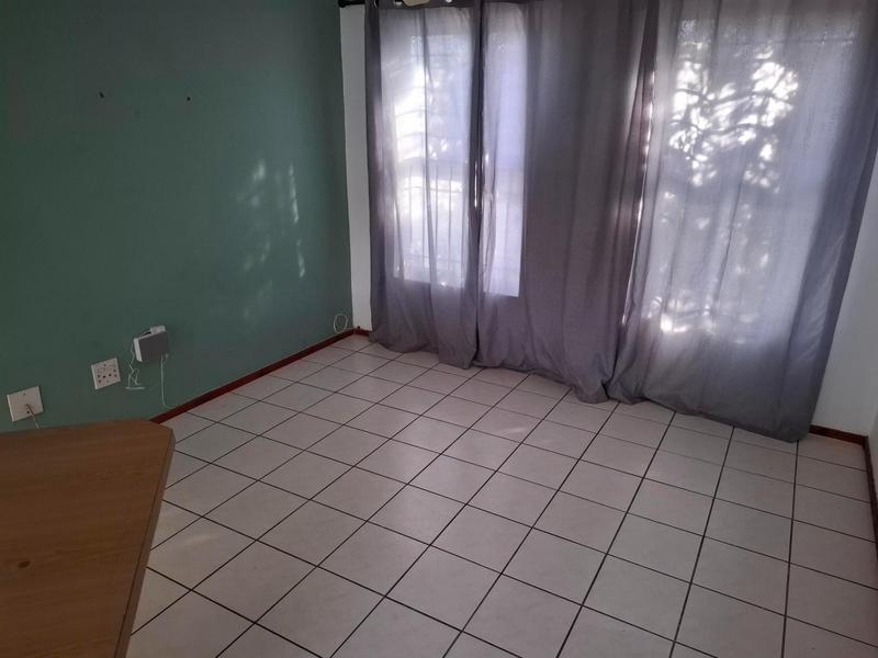 2 Bedroom Property for Sale in De Tijger Western Cape